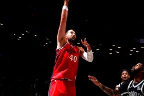 英雄联盟S15赛竞猜-关于金州勇士训练开放日，今晚止住颓势引欢呼，NBA常规赛在即，资深球员宣示担当的信息